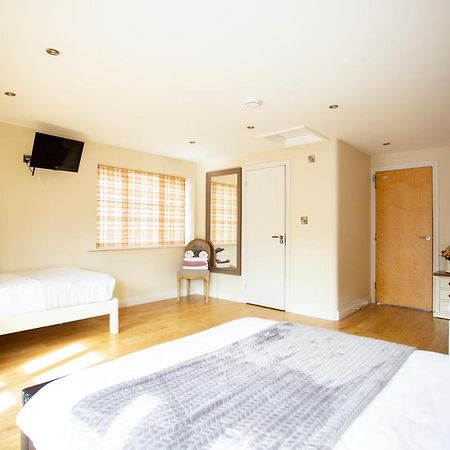 Redhill  Hillcroft Accommodation מראה חיצוני תמונה